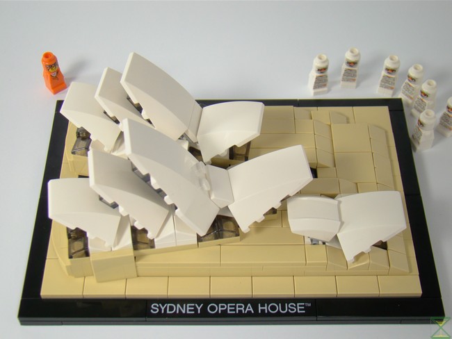 Lego sydney store opera house 21012